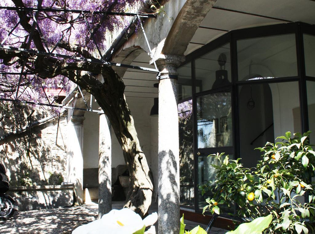 Antico Glicine B&B Maslianico Екстер'єр фото